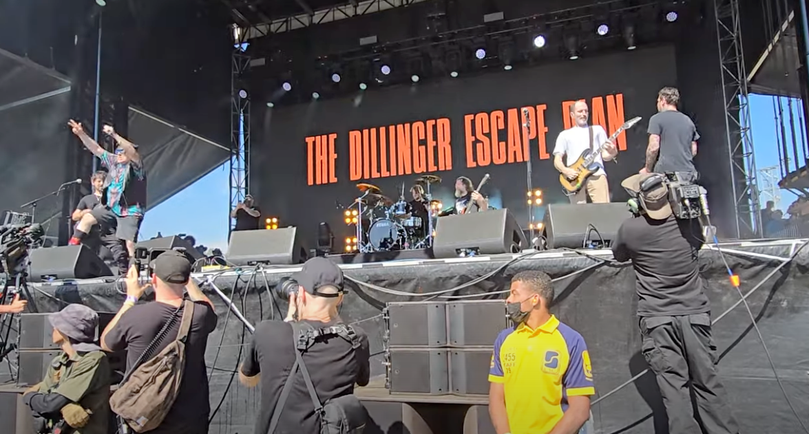 JELLO BIAFRA PERFORMS "CALIFORNIA ÜBER ALLES" WITH THE DILLINGER ESCAPE PLAN AT NO VALUES 2024
