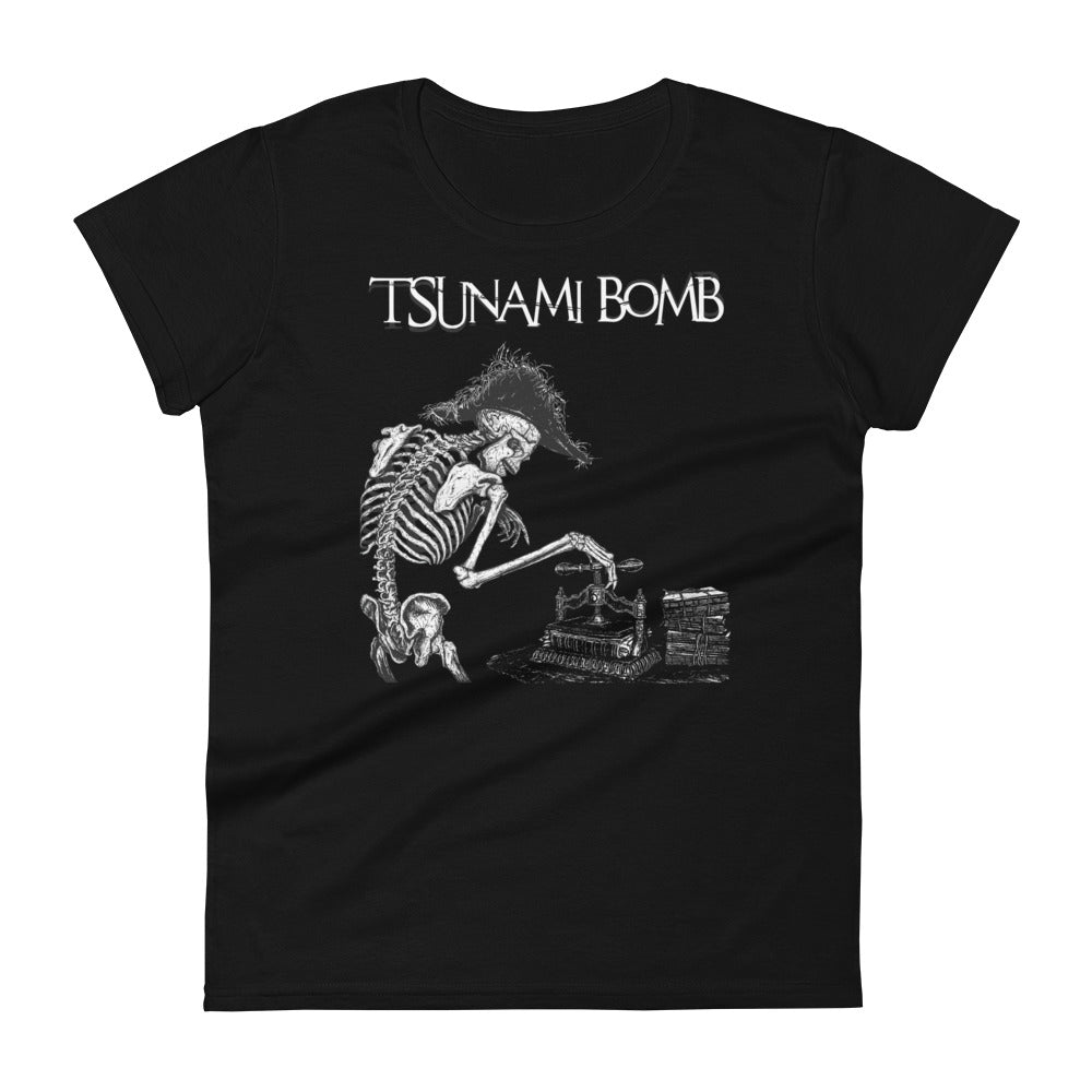TSUNAMI BOMB "The Spine That Binds" Femme Black T-shirt